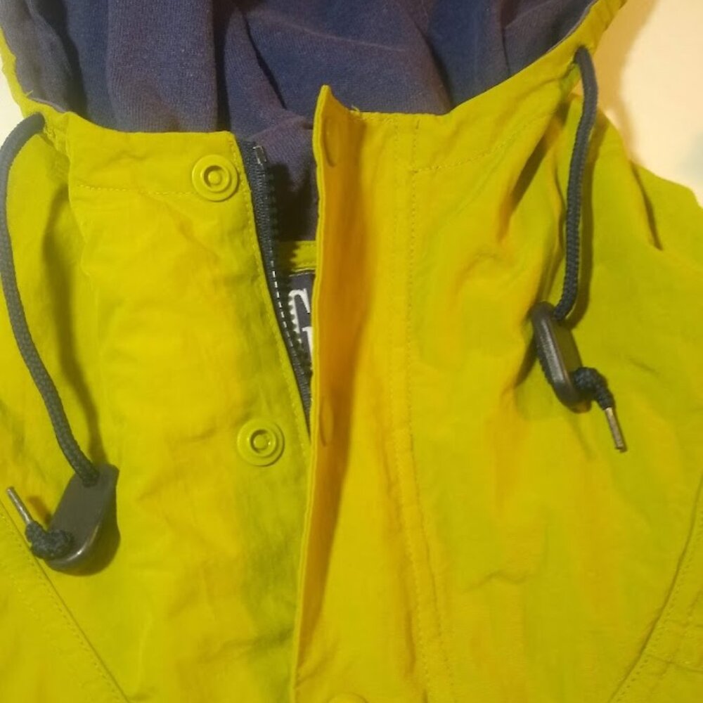 GAP  XL  Men's hooded pullover windbreaker  celery/split pea/yellow-green